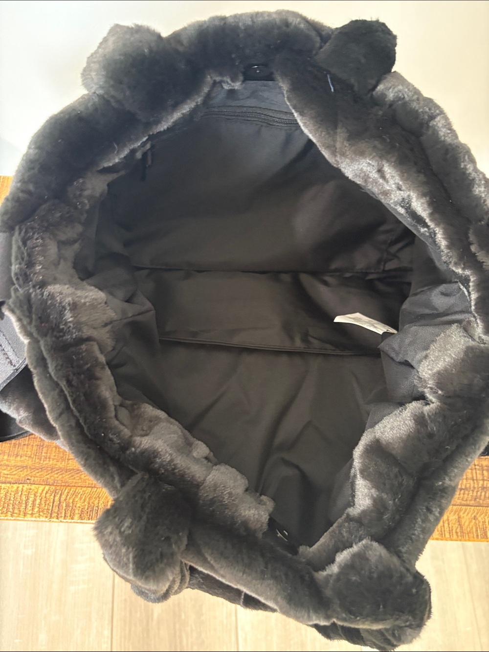 Nike Black Faux-Fur Shoulder Bag with Detachable Strap - Picture 6 of 8